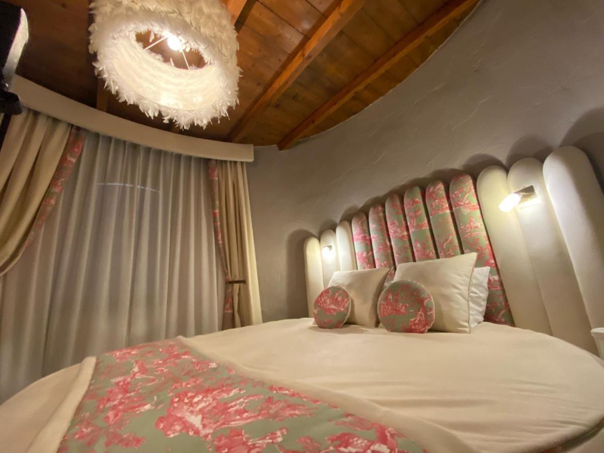 Domaine De Suzel Hotel Vignieu ภายนอก รูปภาพ