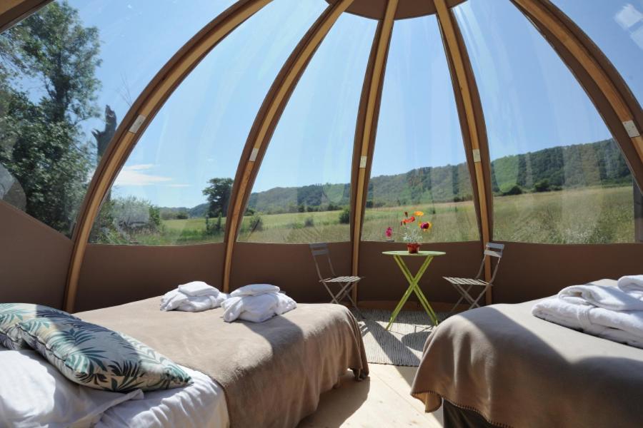 Domaine De Suzel Hotel Vignieu ภายนอก รูปภาพ