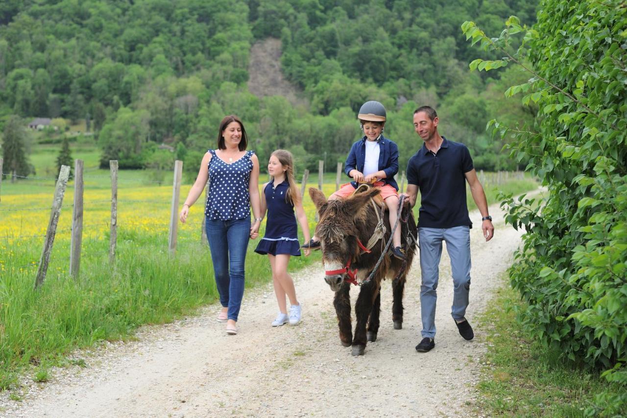 Domaine De Suzel Hotel Vignieu ภายนอก รูปภาพ